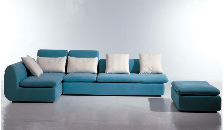 長安保潔公司是如何清洗不同材質(zhì)沙發(fā)？